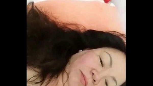 Vietnamese mature maid Da-Nang