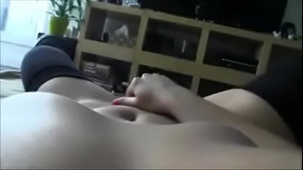 porn video single girl masturbates