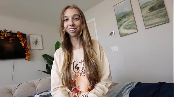 Step Sis Wants Her Pussy Stuffed - Breezy Bri  