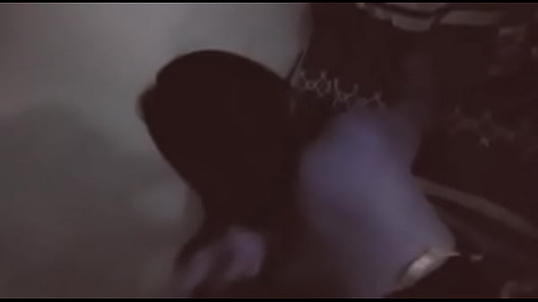 Mujer infiel cojiendo con amigo