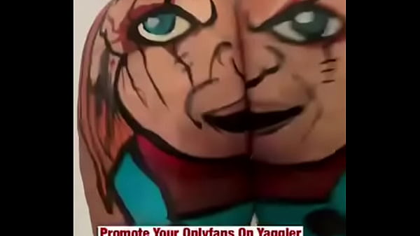 Sexy ILuvTokyo Walks And Twerks  