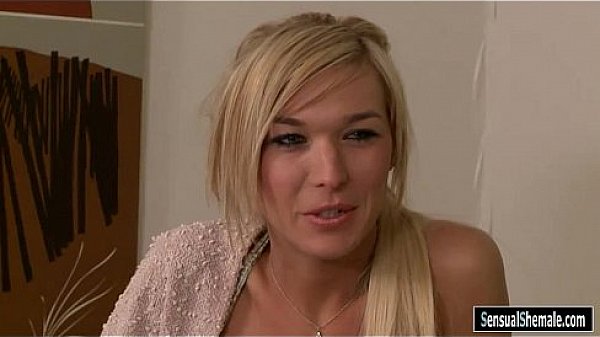 Big tits blonde shemale gets her juicy asshole rimmed