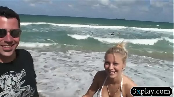 Two sluts foursome in beach hotel room