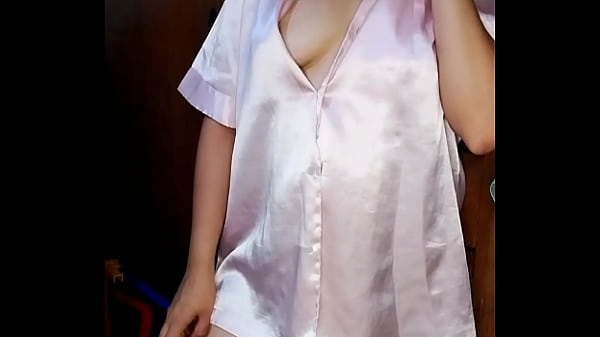 Escandanlo video intimo de famosa actriz argentina hablando por telefono 