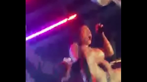 show extremo samanthagarmendia en club 69