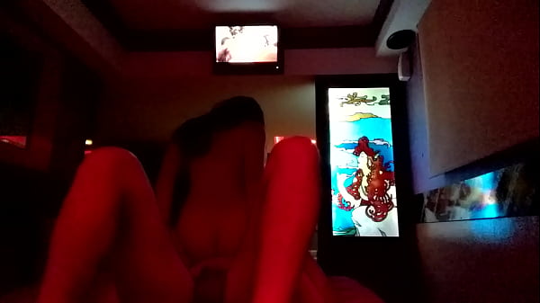 Sexo oral con la morocha que conoc&iacute; en el Tinder