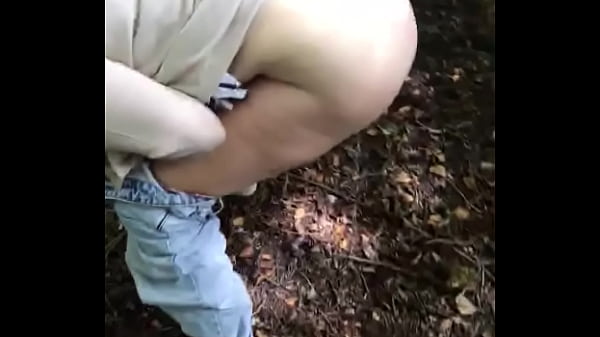 Peeing before dogging