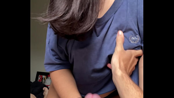 Debora Mendes acorda Wellington RIbeiro com carinho... e um boquete profundo cheio de baba logo cedo