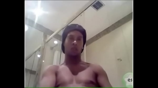 ronaldinho gaucho se maturbando