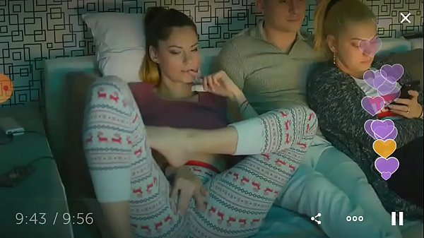 Namorado da irm&atilde; olhandoPeriscope 