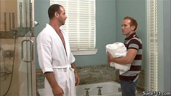 Gays fucking in a shower 