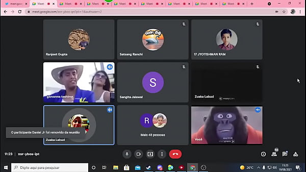 fodendo a aula indiana e fazendo boquete na buceta  