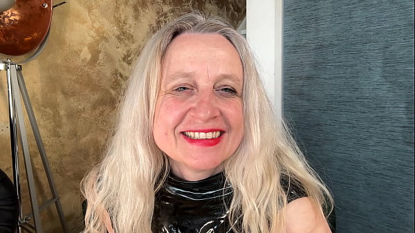 In a latex corset horny prolapse fisting with a mega dildo