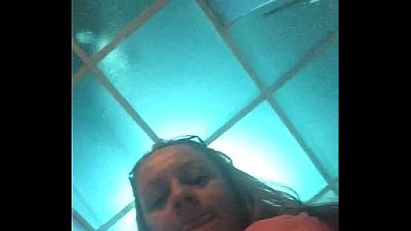 Mar&iacute;a Moreno, Paisa masturb&aacute;ndose en un ba&ntilde;o