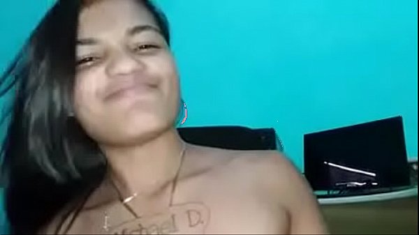 Tigresa sensualizando para Josimar mostrando a bucetinha