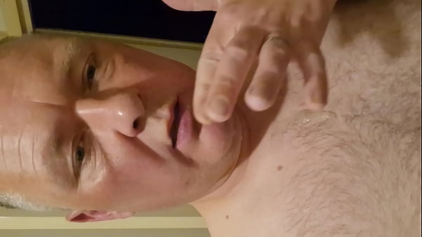 Sub eats his tops creampie 