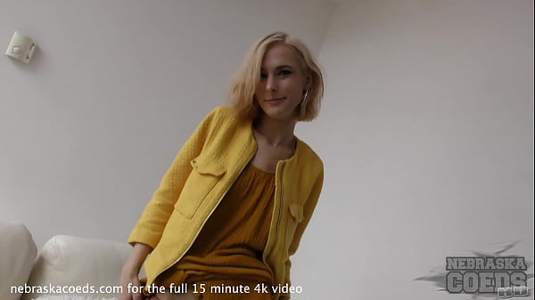 aesthetic blonde synthwave girl doing first time video  