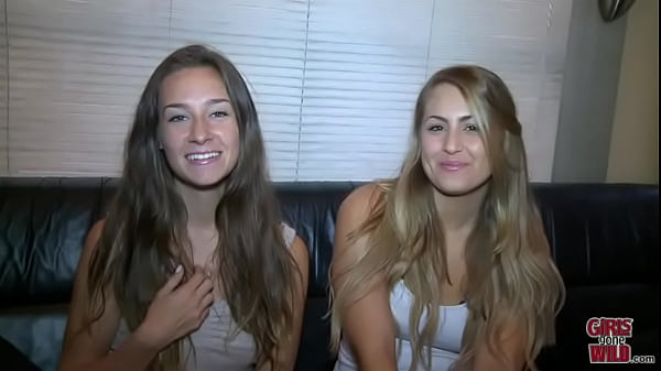 Best Friends make out