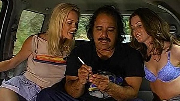 Metro - Ron Jeremy Venice Beach - scene 1  