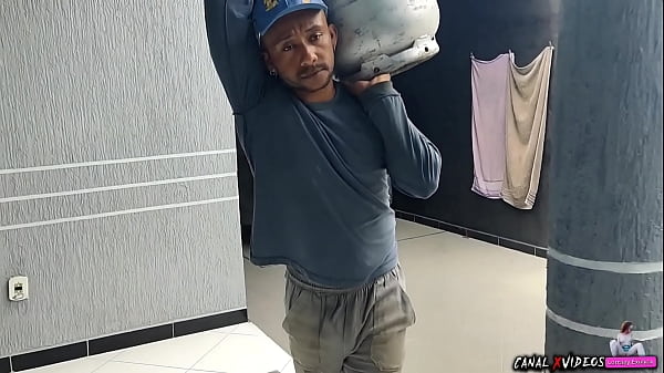 LIED THAT THE FULL GAS JUST TO FUCK WITH THE DELIVERY - ALBINA TARADA - COMPLETE ON RED - MARCIO BAIANO