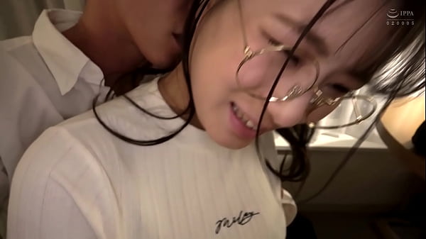 個人撮影 眼鏡っ娘と体操服コスSEX G乳のデカパイフリーター 巨乳  ハイビジョン  シックスナイン  バック  騎乗位  フェラ  めがね  体操着・ブルマ  コスプレ  お風呂  ハメ撮り 爆乳 イチャラブ系 むっつりスケベ ピチピチ美肌 濃厚シックスナイン 大人の恋愛 実はエッチ大好き