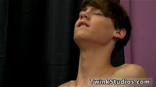 Free gay porn amputee Max Martin is upset when he catches Elijah