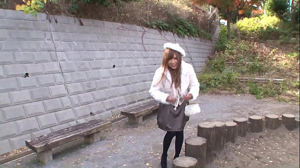 ASIAN SLUT GETS IT FROM 2 COCKS AT THE SAME TIME!