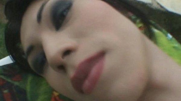 Sexy shemale babe Sukuki tuggingo n her hard cock 