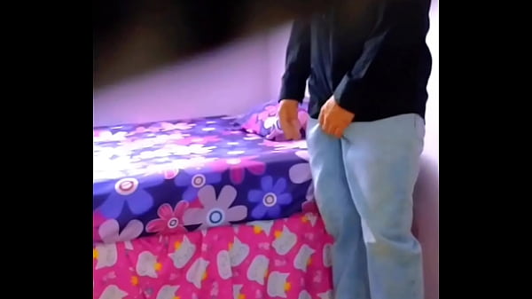 No puedo Creerlo Mi Vecina COGIENDO con la Ventana Abierta &iquest;Me pregunt&oacute; si podr&iacute;a UNIRME TAMBI&Eacute;N? QUE GANAS de que me FOLLEN As&iacute; de Rico  