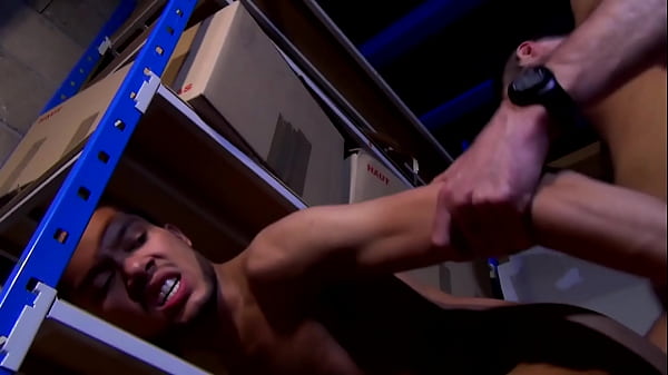 Teaser Doryann Marguet soumet un latino &agrave; sa grosse queue juteuse d'espion