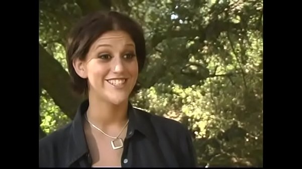 Horny brunette makes love to cock with her mouth and pussy