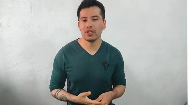 Compa&ntilde;eros heterosexuales terminan follando...El pasivo es pre&ntilde;ado por su compa&ntilde;ero con 21cm de vergota gruesa 