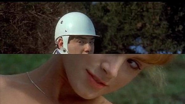 Betsy Russell en Private School