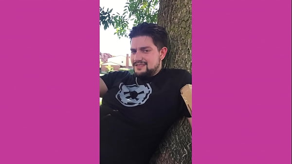 Two nerds flirt pointlessly on camera for just over a minute