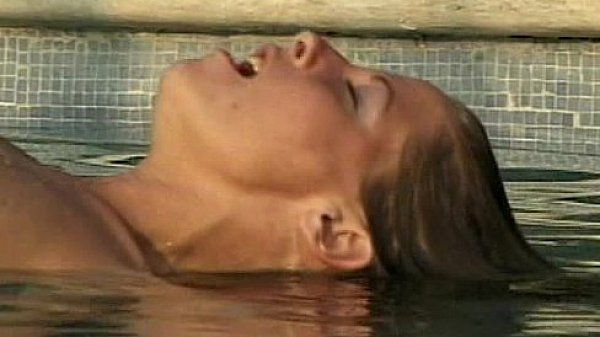 Eating cunts in the pool  