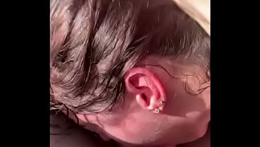 Puta tomou todo o leite dentro do carro