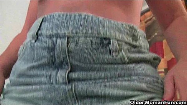 British gets the finger fuck treatment