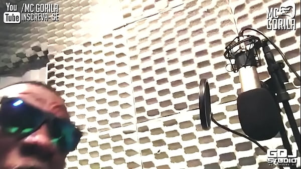 MC GORILA - SUJOU MEU PAU FOI DE COCO