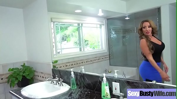 Hardcore Sex Action With Big Round Boobs Housewife Richelle Ryan clip18clip1
