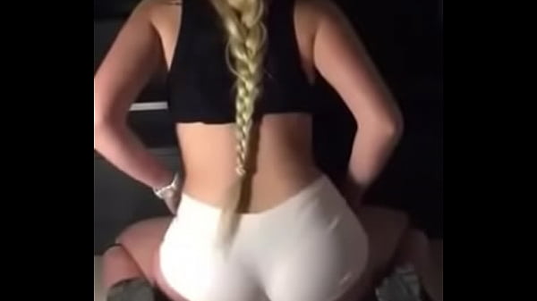 Mi cu&ntilde;ada culona me provoca i la follo t&iacute;a