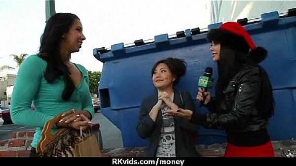 Amateur girl accepts cash for sex from stranger 5  