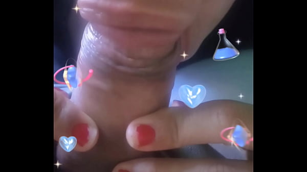 Vem mamar no meu pau enquanto n&atilde;o volto para o trabalho