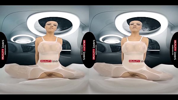 RealityLovers - 3 Alien Girls Fucking 1 Guy