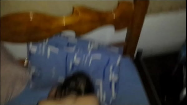 Metendo na esposinha safada 