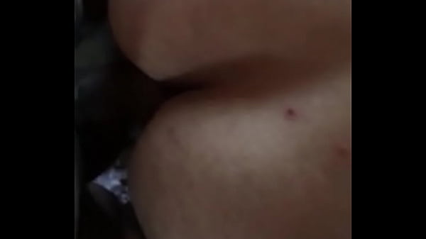 Engolindo porra do Pauzudo Gostoso Gay