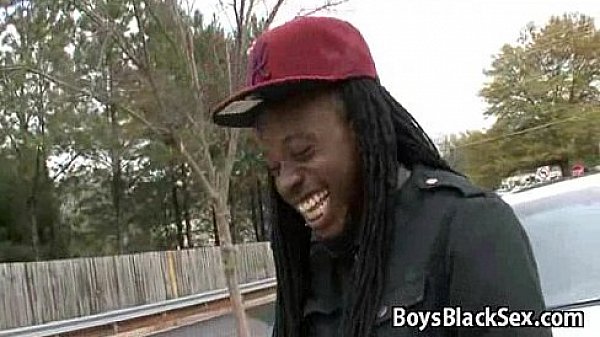 Black Muscular Gay Dude Fuck White Twink Boy - BlackOnBoys 04