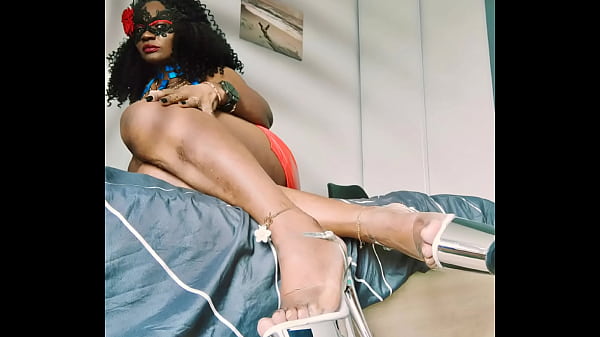 Hello mes ch&eacute;ris ! Ce matin, je vous attends en live &agrave; 10h sur Cherry.tv. ... 