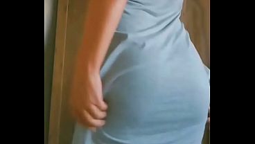 Novinha Gostosa De vestido 