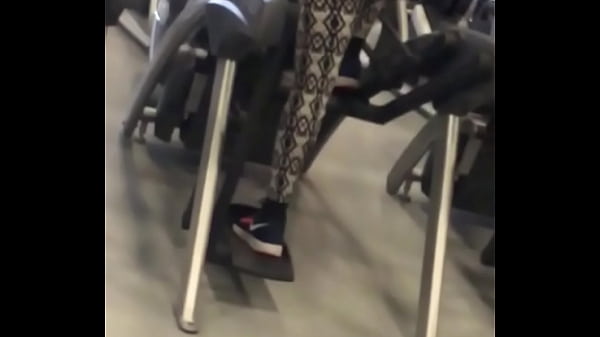 Gym ass voyeur  