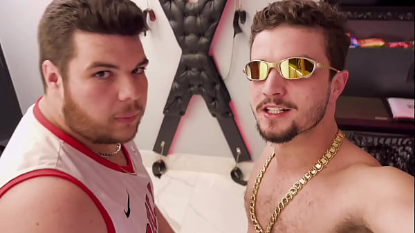 Mamei os 24cm do Maloka - Erick Diaz Realiza Meu Sonho - Parte 2 (COMPLETO NO XVIDEOS RED) 